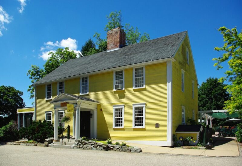 Rooms with a boo: New Hampshire’s 9 most haunted hotels