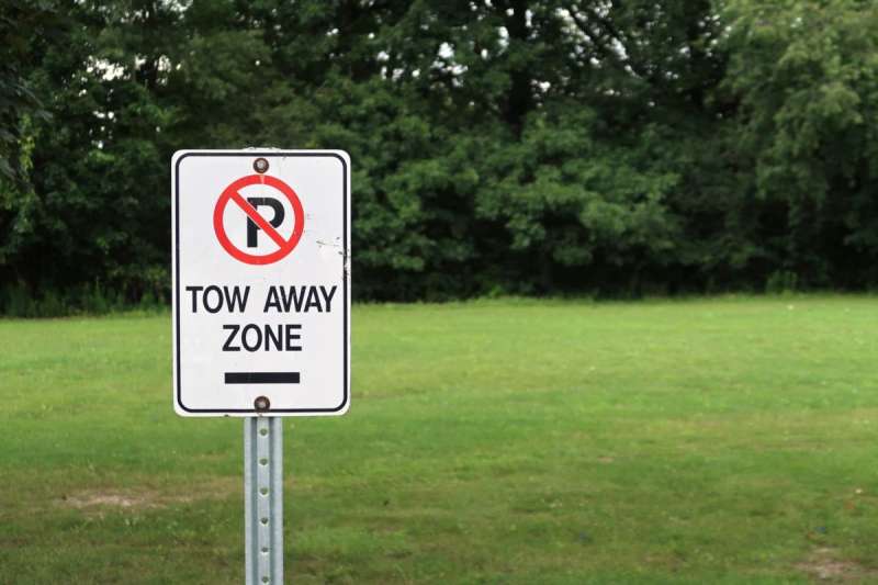 A no parking sign. (Via Getty Images)