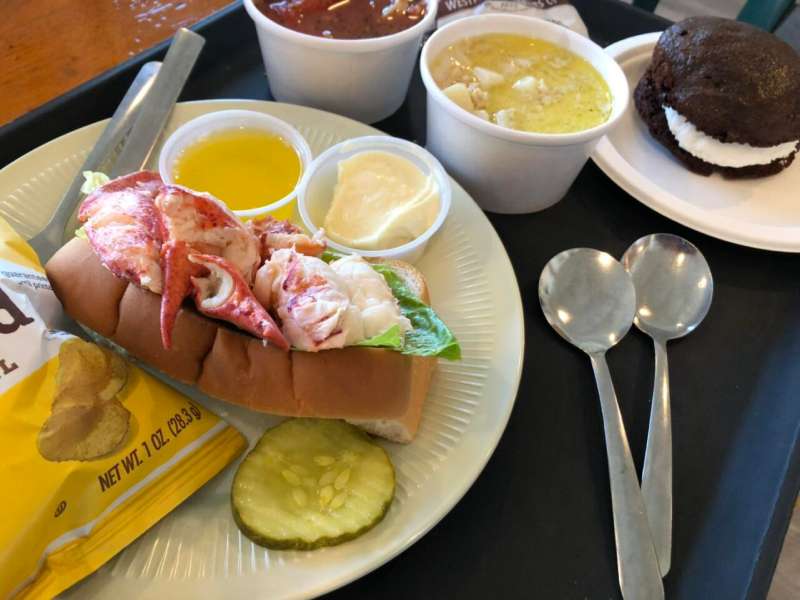a lobster roll