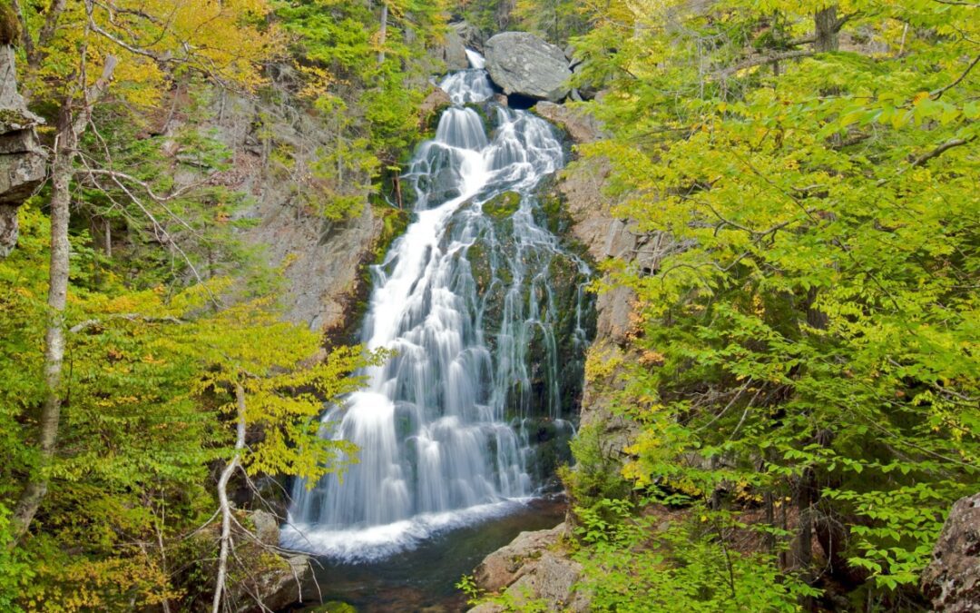 8 wonderful waterfall hikes in New Hampshire
