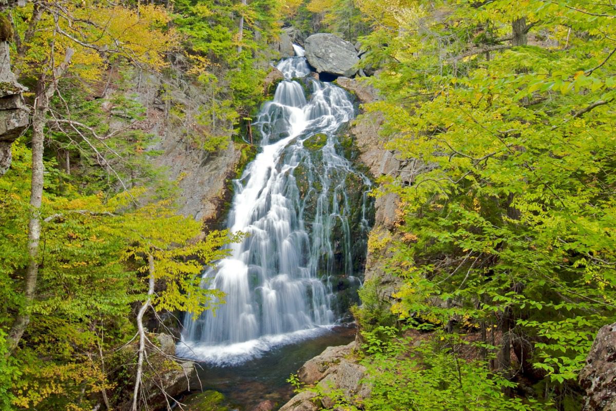 8 wonderful waterfall hikes in New Hampshire 8 wonderful waterfall hikes in New Hampshire