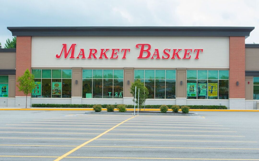 Two longtime Market Basket executives fired amid company turmoil