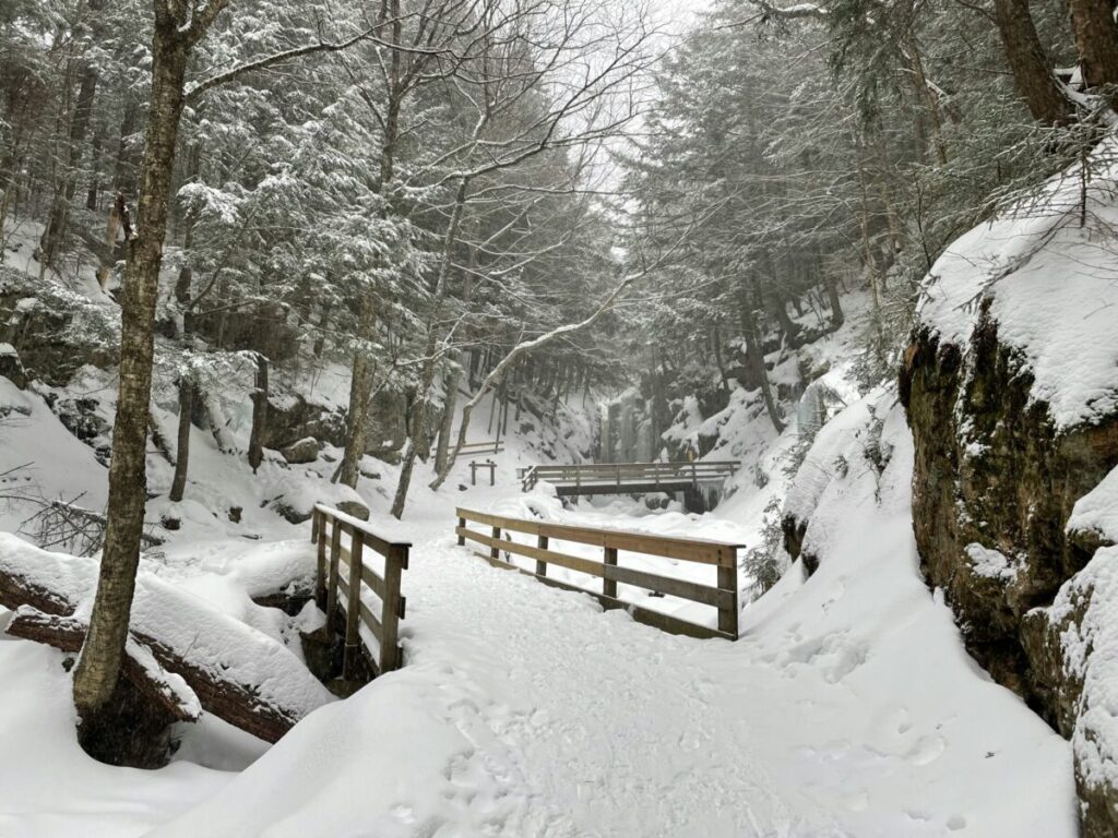 The Farmers’ Almanac predicts new hampshire may get snow earlier than usual in 2025