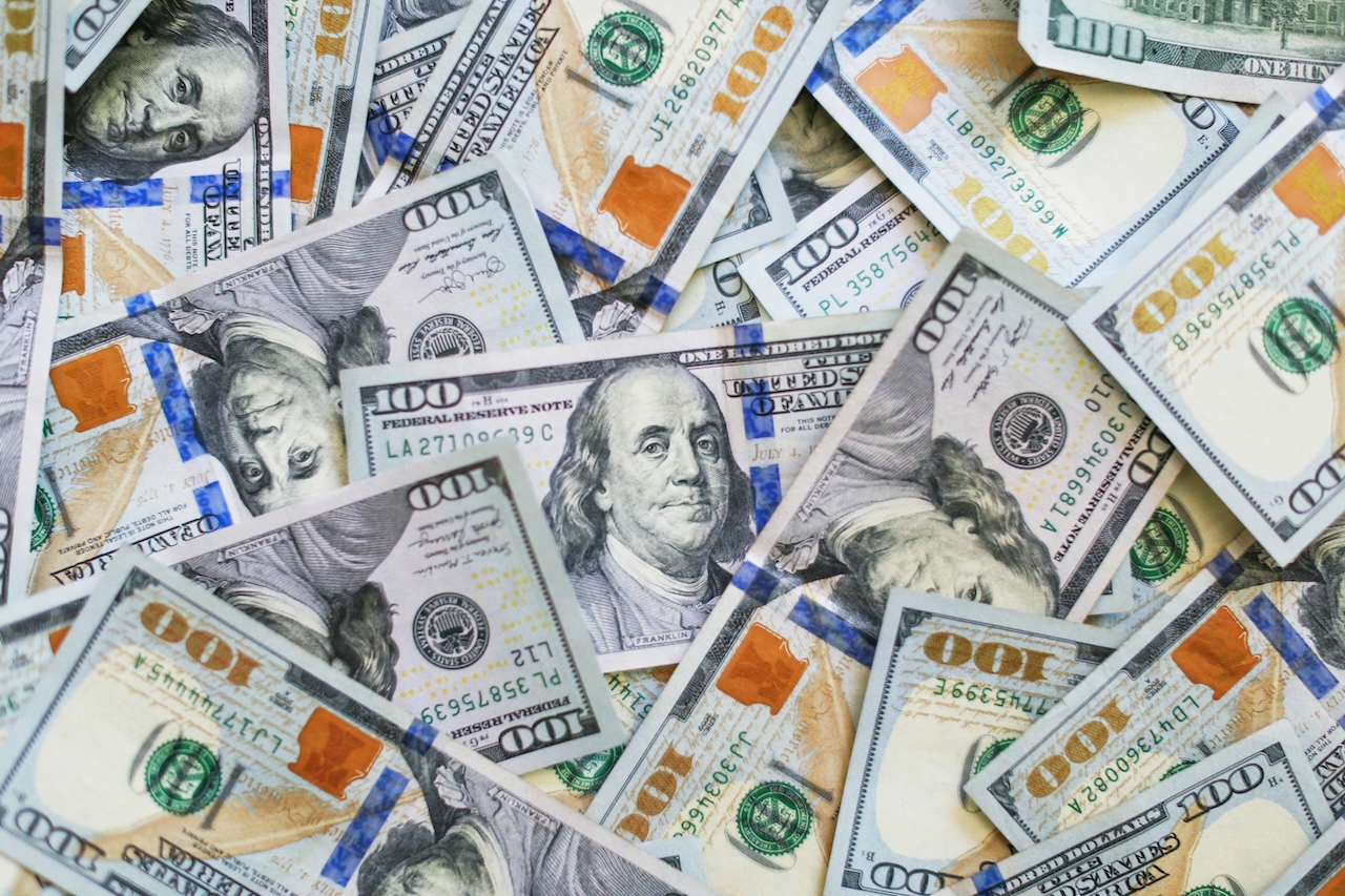 Display of $100 bills.