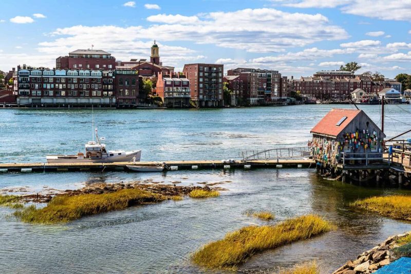 These New Hampshire restaurants serve up mouthwatering meals and sweeping views all at the same time.