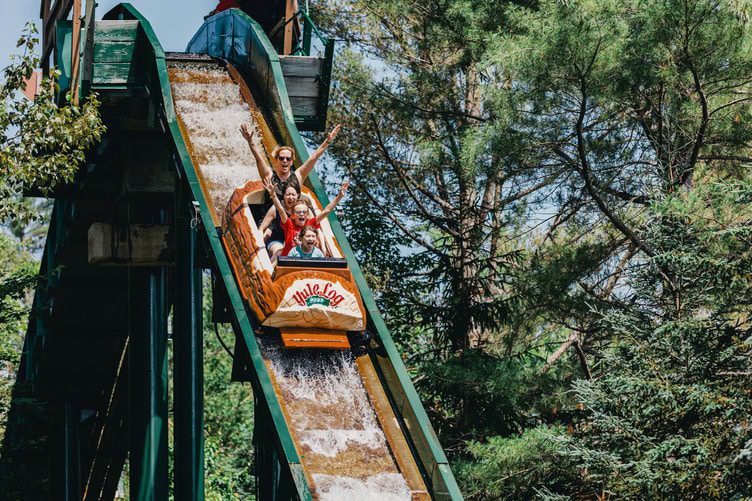 Fill up the minivan, buy some snacks, and head to New Hampshire’s vintage, funky, and affordable roadside attractions.