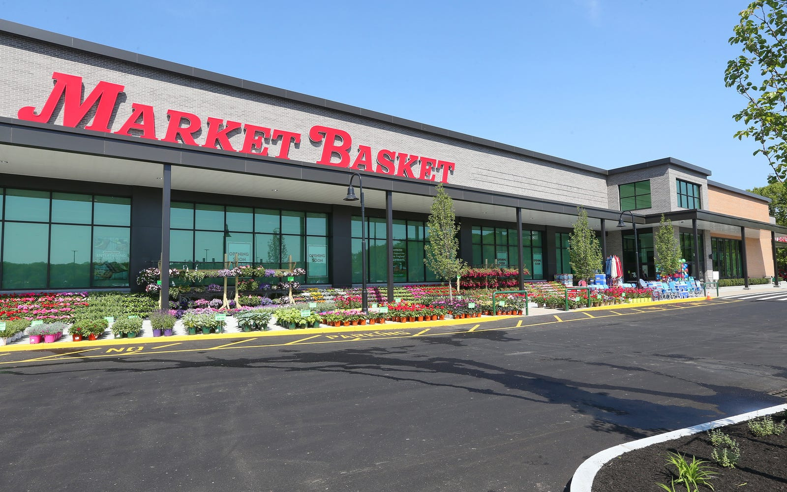 Former Seabrook store manager named as new Market Basket CEO