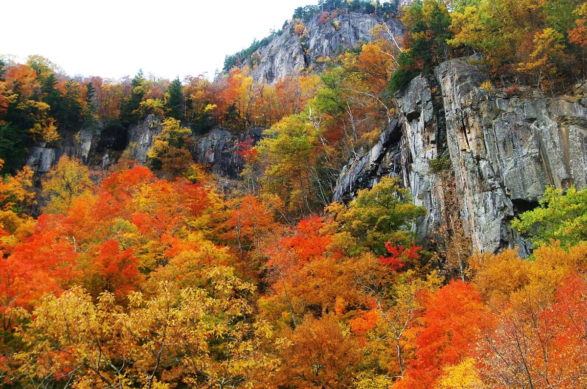 hiking in New Hampshire