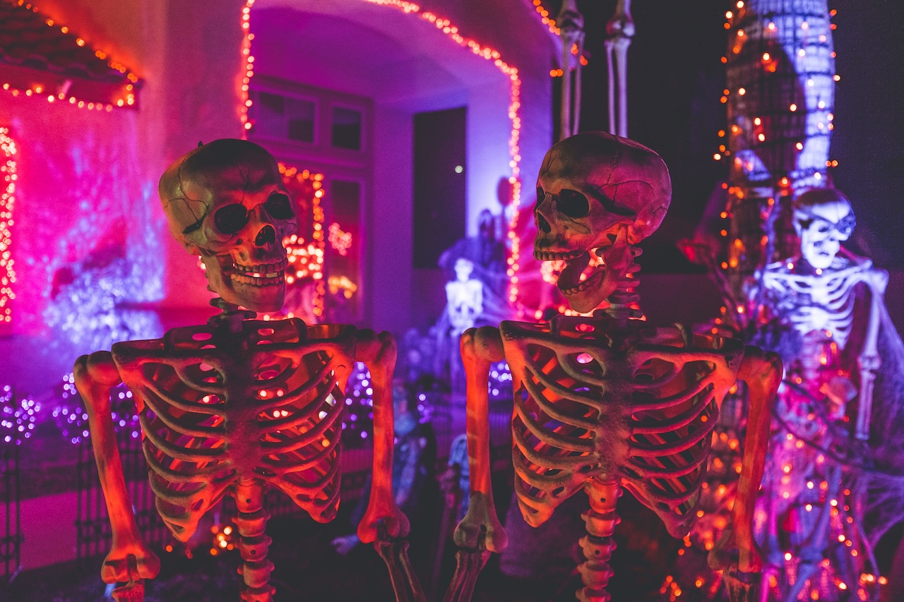 Halloween Skeleton Decorations in New Hampshire